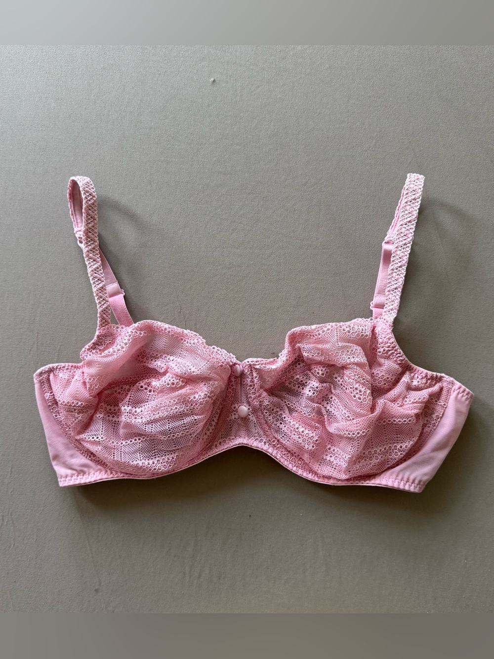 Y2K Era Victoria’s Secret unlined lace eyelet balconette bra